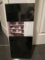 Schwarzes Wandregal Nagel neu