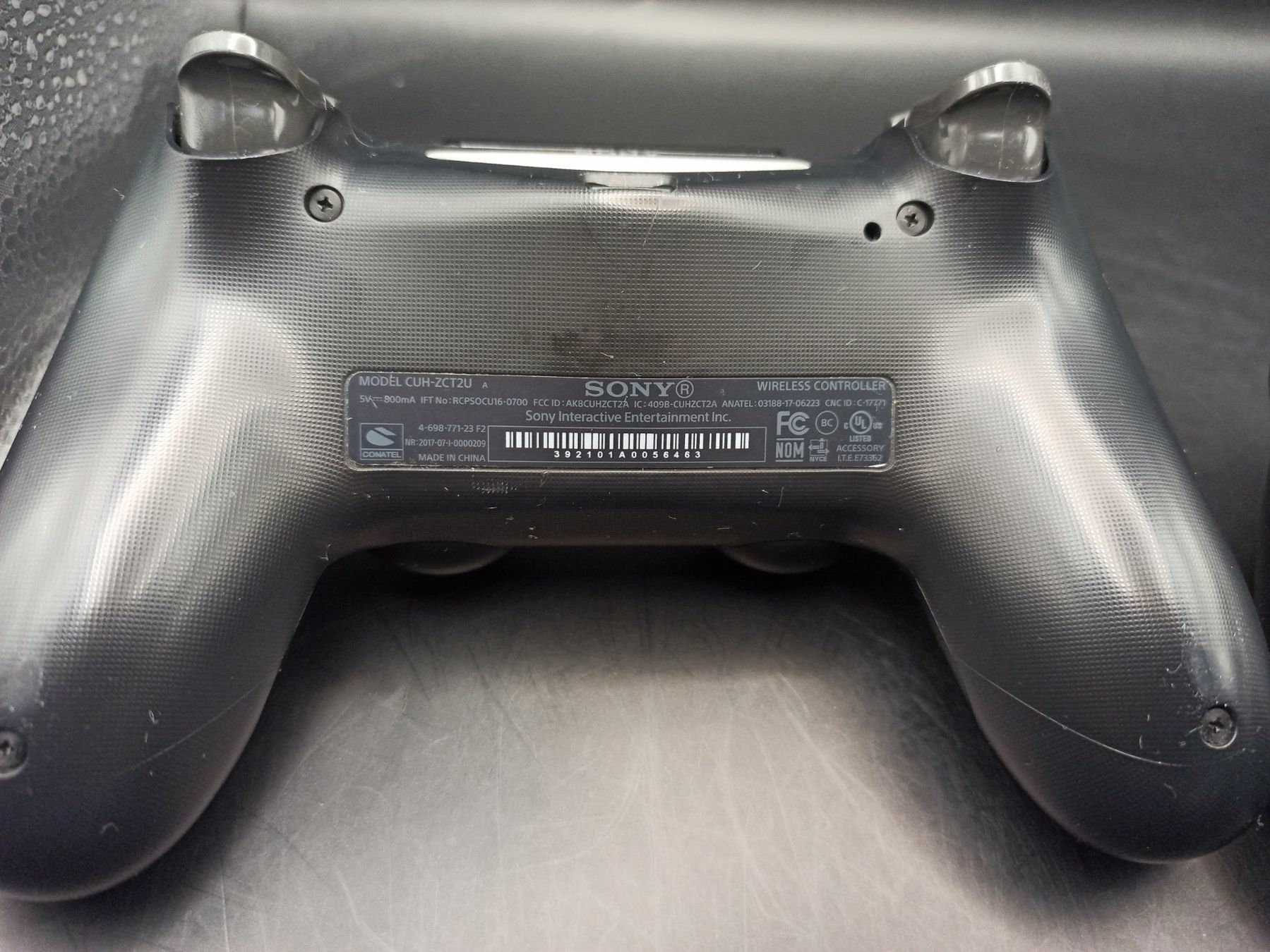 Controller: 2 x Original Controller Sony PS4 Wireless DualShock 4 V2 – Usato da Oberweningen venduto da mar_87mx 9