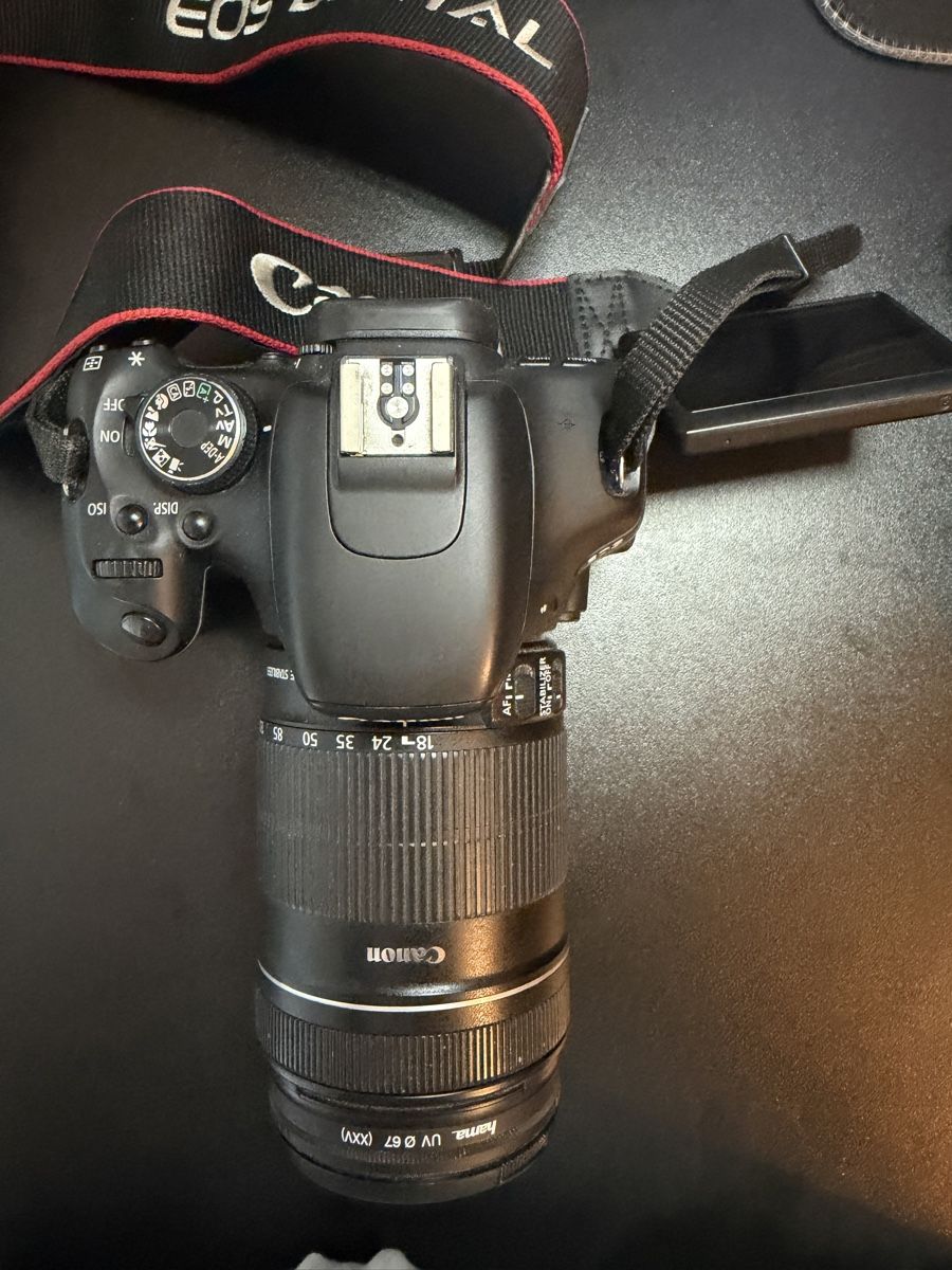Canon Fotocamera: Canon EOS 600D T mit sämtlichem Zubehör – Nuovo (secondo la descrizione) da Dagmersellen venduto da Magnolia_sieboldii 1