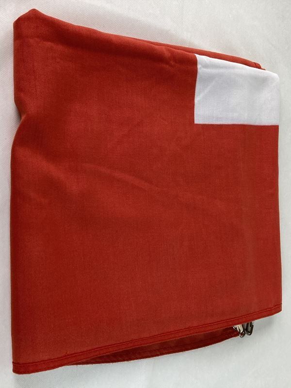 Bandiere: Schweizer Flagge | 146x146 cm – Usato da Wittenbach venduto da Restwert_St-Gallen 2