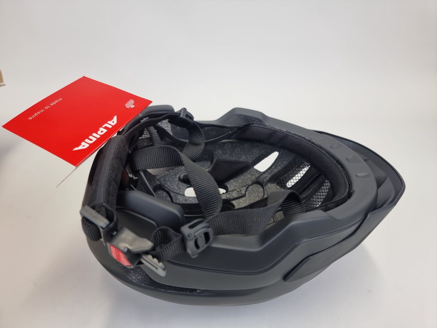 Alpina Caschi: Alpina Velohelm – Usato da Urtenen-Schönbühl venduto da Restwert_Schoenbuehl 2