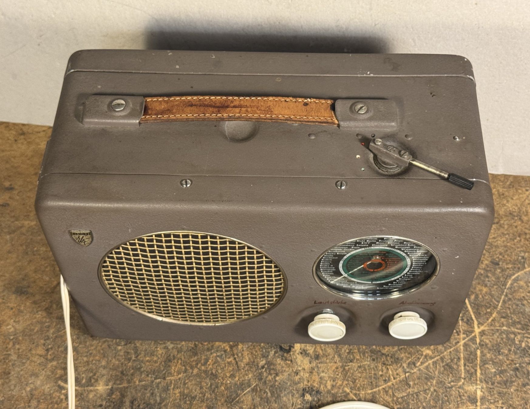 Radios: Radione R9 – Gebraucht aus Ins von funkflieger 1