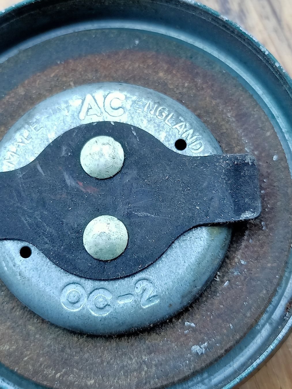Sonstiges Fahrzeugzubehör: Vintage Original Tankdeckel Oldtimer AC England OC-2 – Gebraucht aus Flamatt von Marpou 4