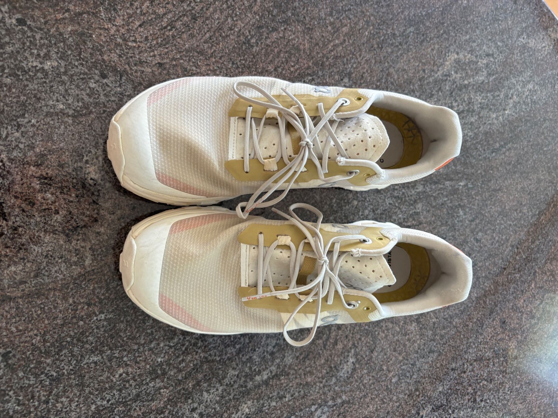 On Scarpe da donna: On Schuhe Gr. 40,5 – Usato da Hasliberg-Hohfluh venduto da hasliberg79