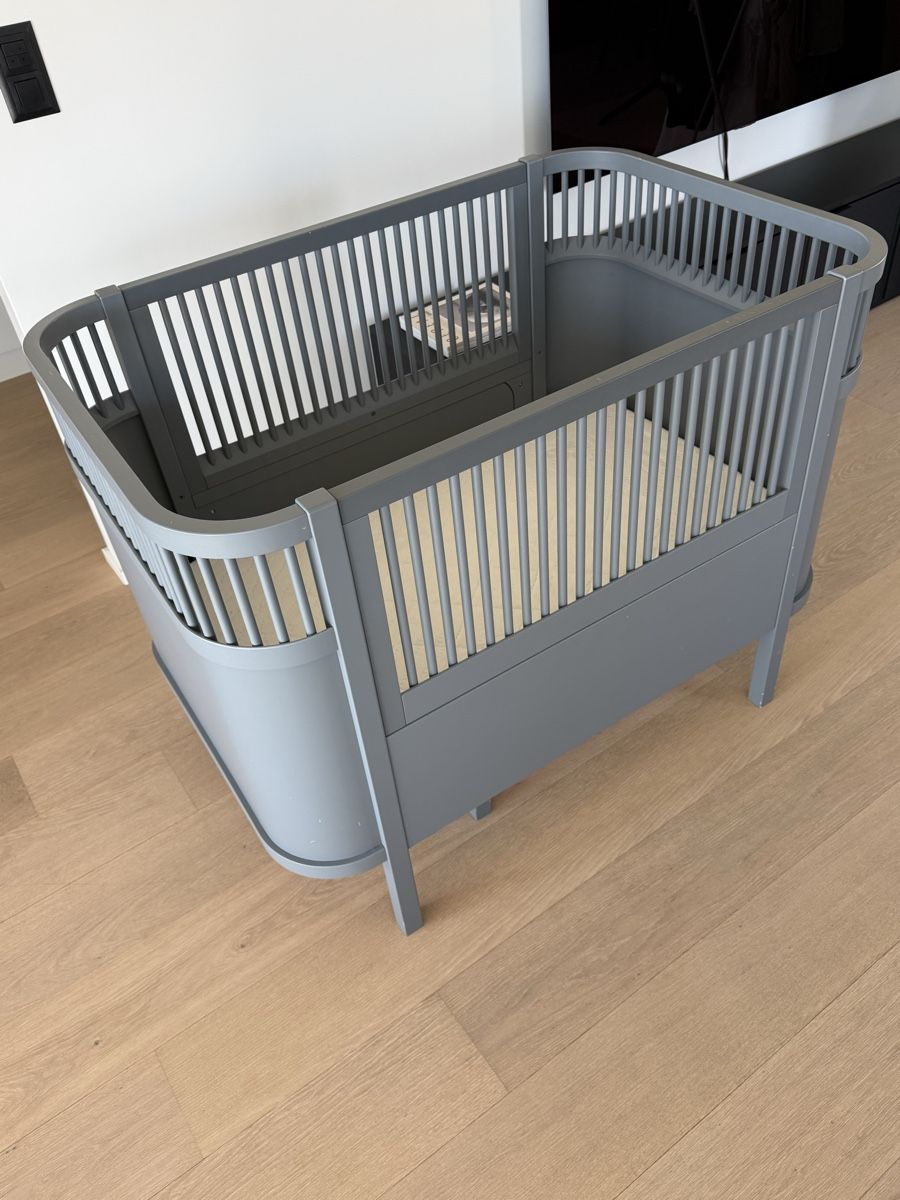 Betten: Lit Sebra Baby & Junior  – Gebraucht aus Pully von Adcin 1