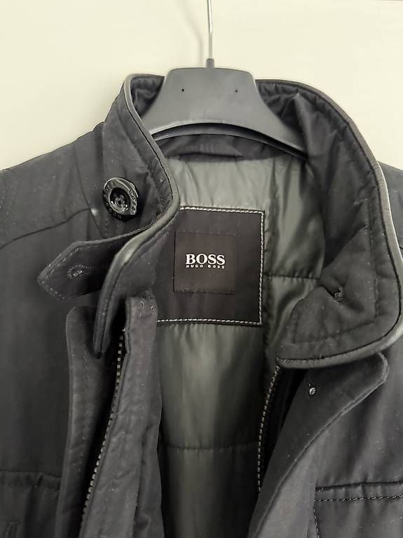 Jacken: Hugo Boss Winterjacke Herren  – Gebraucht aus Suhr von yk7 1