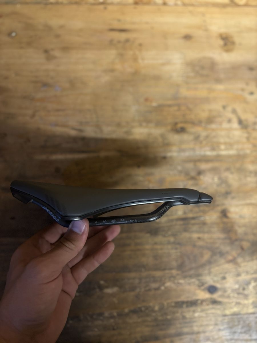 Ersatzteile: Selle prologo NDR Carbone – Gebraucht aus Vevey von dav_83