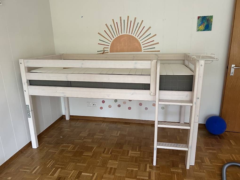 Flexa Betten: Flexa Hochbett/Weiss – Gebraucht aus Horw von Chjrliyv