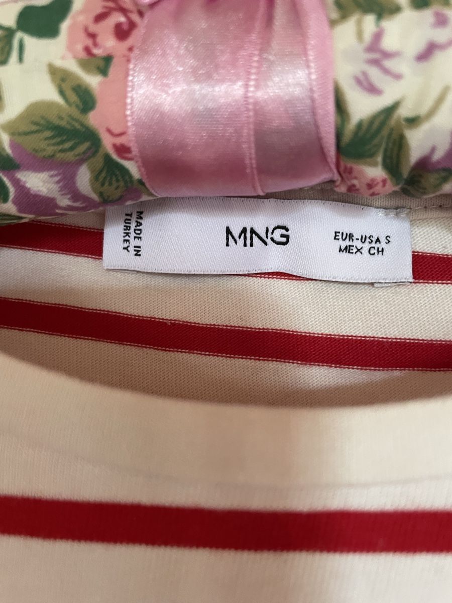 Mango T-shirts: T - Shirt Mango G. S – Neuf (Voir description) à Frenkendorf par Pinda4402 2