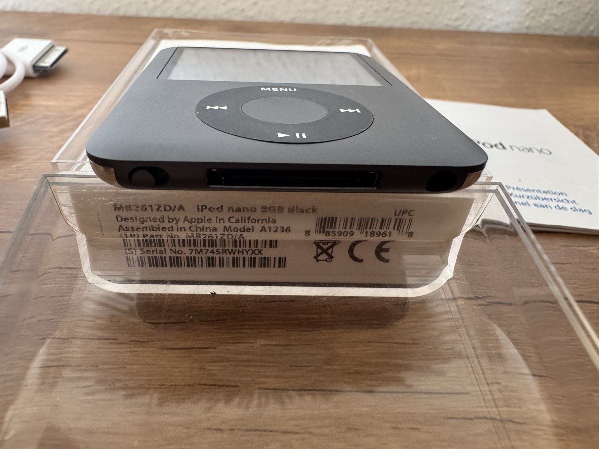 Apple Lettore multimediale portatile: iPod Nano 8GB Noir – Usato da Brügg BE venduto da Goob 5