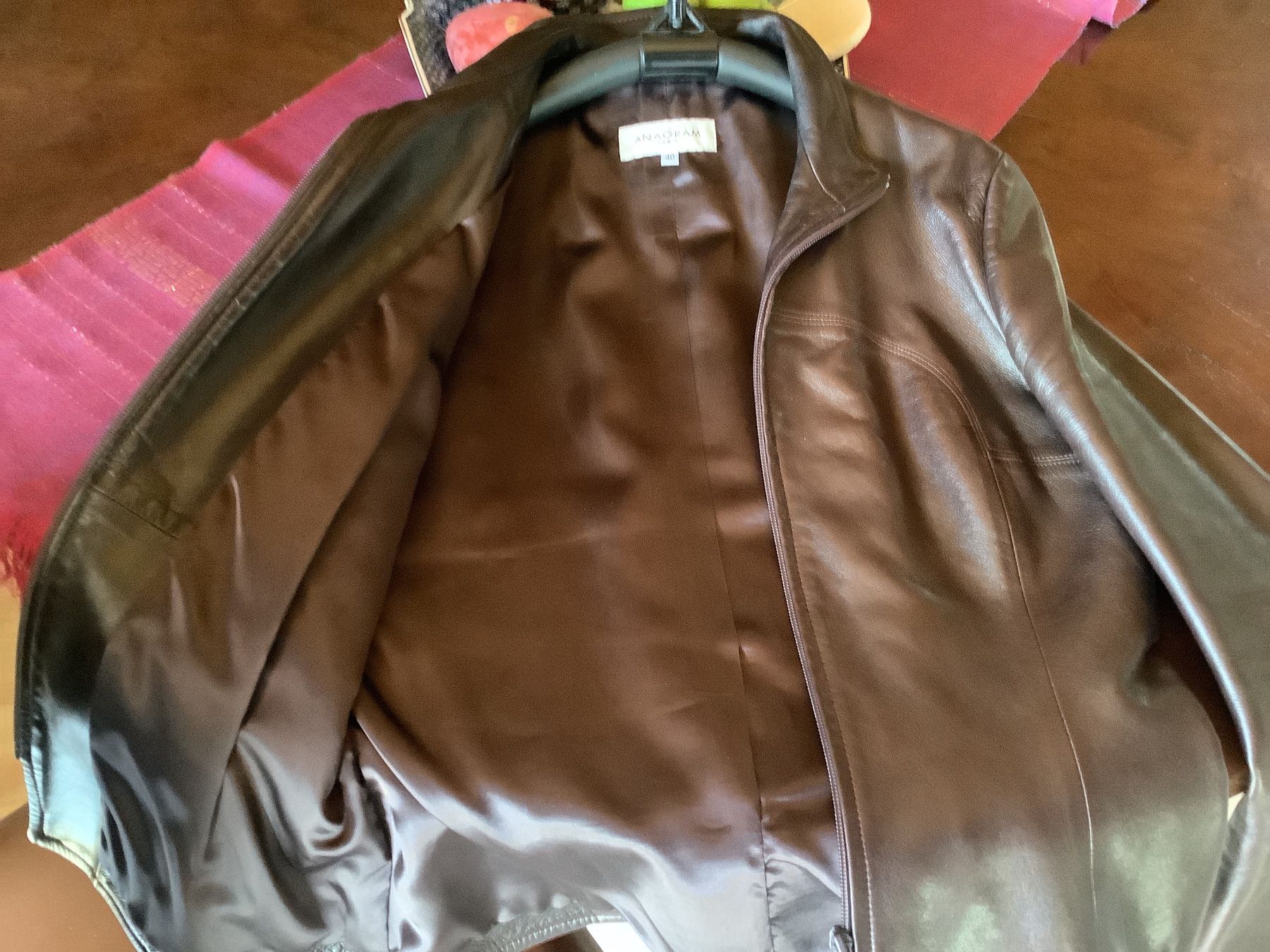 Giacche: Veste en cuir – Usato da La Rippe venduto da Leg_pupasch 2