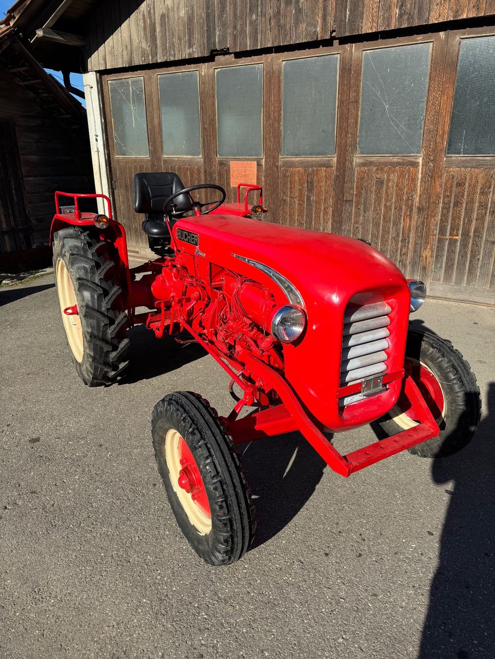 Bucher Tracteurs: Traktor Bucher D4000 – D'occasion à Ried b. Kerzers par Renner011