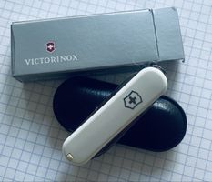 Victorinox Taschenmesser weiss mit Hülle und Box