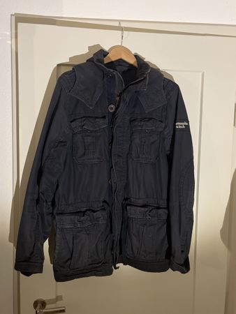 A&F Herren Übergangsjacke Grösse M