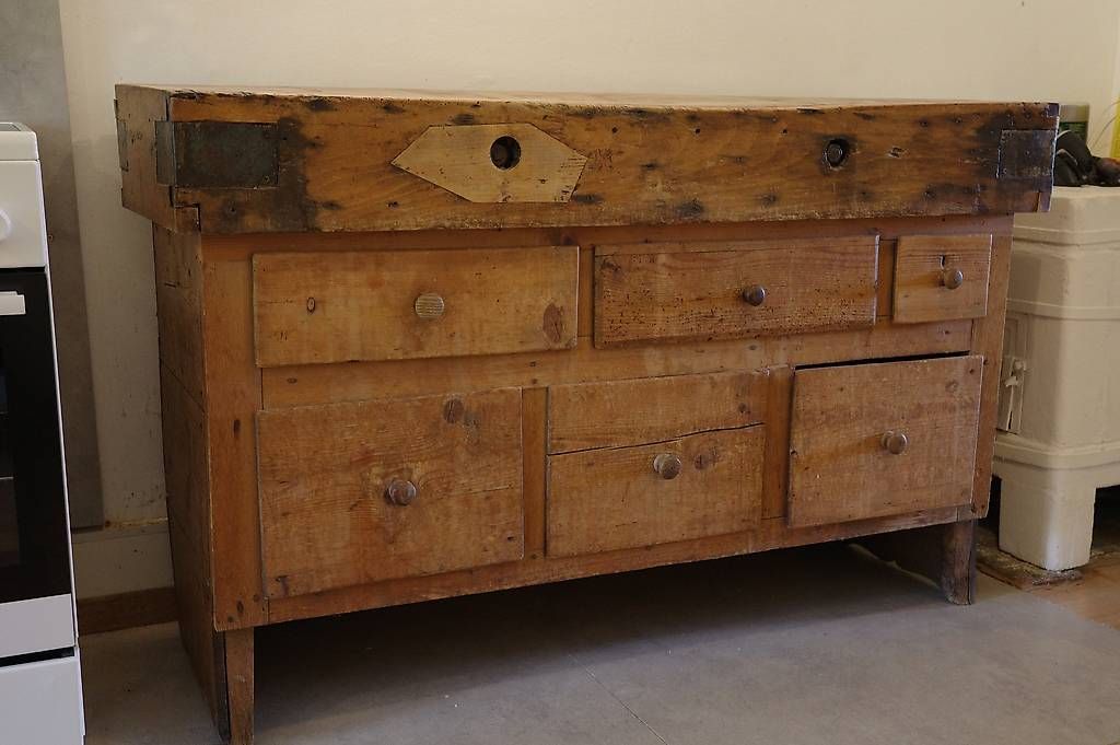 Articoli in legno: Billot de boucher avec tiroirs – Usato da Corsier-sur-Vevey venduto da ric_lb2t 1