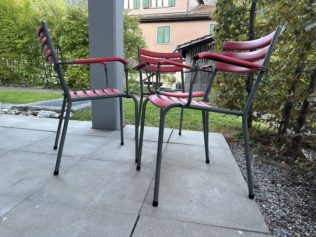 Sedie: 3x Gartenstuhl stapelbar  – Usato da Niederurnen venduto da KEVIN078 1