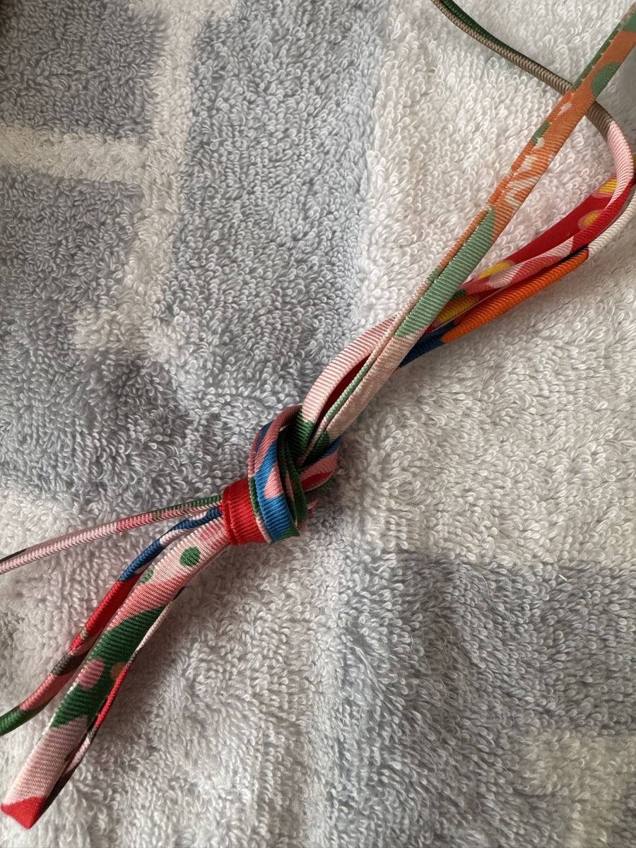 Hermès Haarschmuck: Hermès 2 liens Twilly spaghettis 54cm chacun  – Neu (gemäss Beschreibung) aus Genève von Allisgood 3