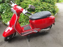 LAMBRETTA V125 SPECIAL NEU