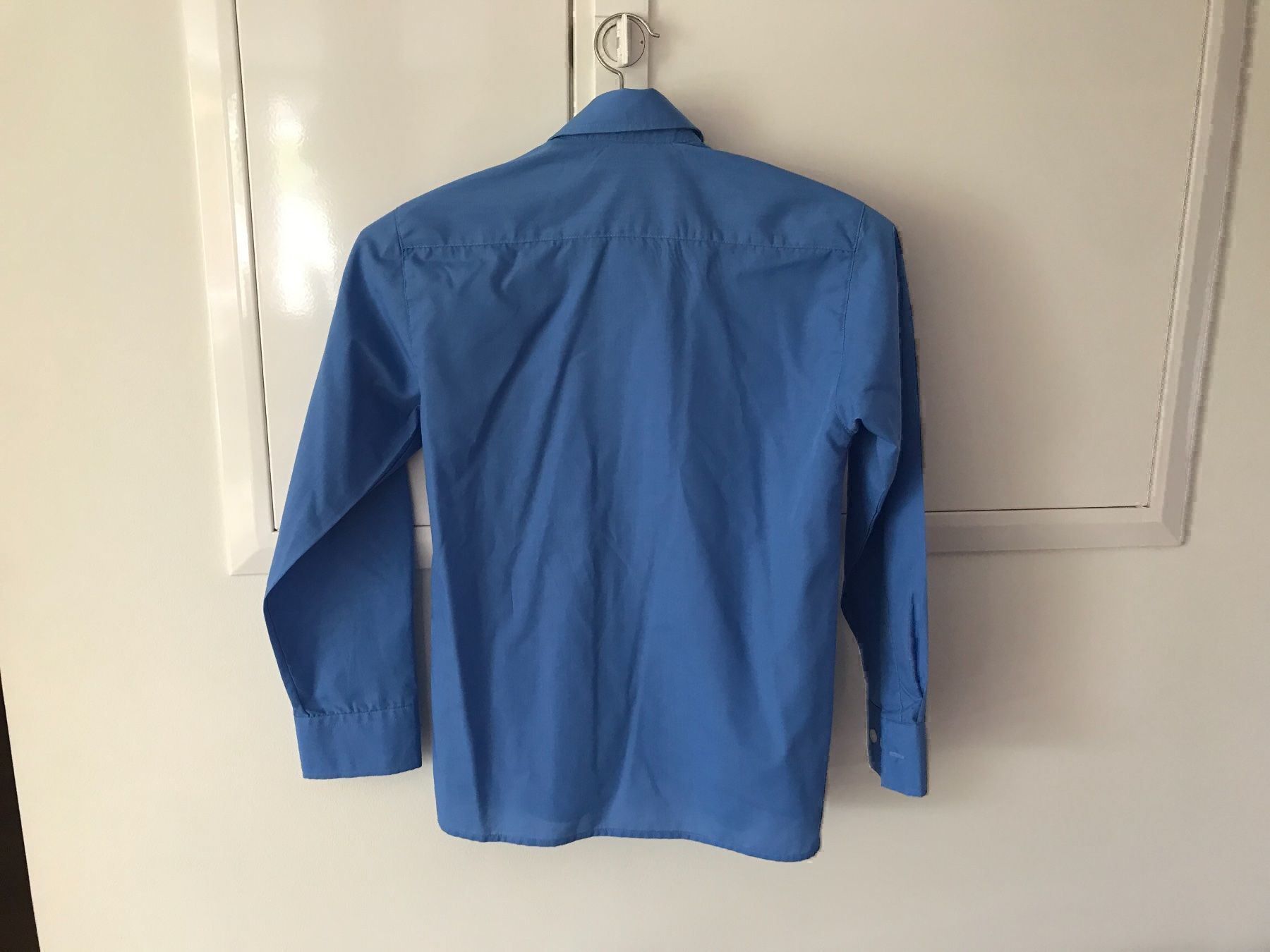 Chemises, T-shirts & Polos: Hemd lang blau Gr. 140 – D'occasion à Mauren par SB1606 2