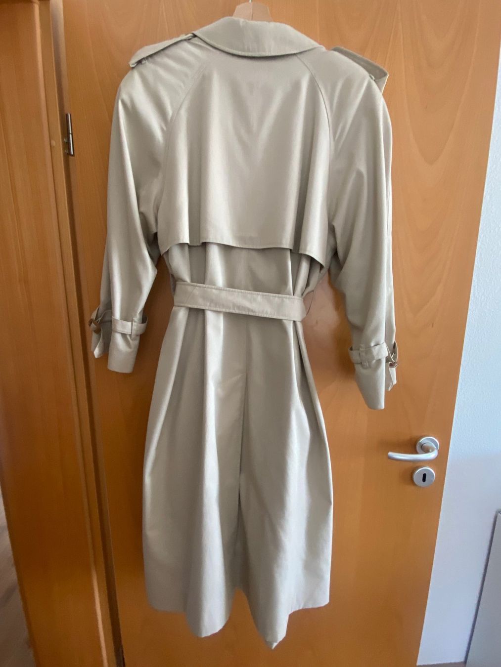 Burberry Mäntel: Manteau - Trench Burberrys – Gebraucht aus Le Vaud von cva_g6bb 1
