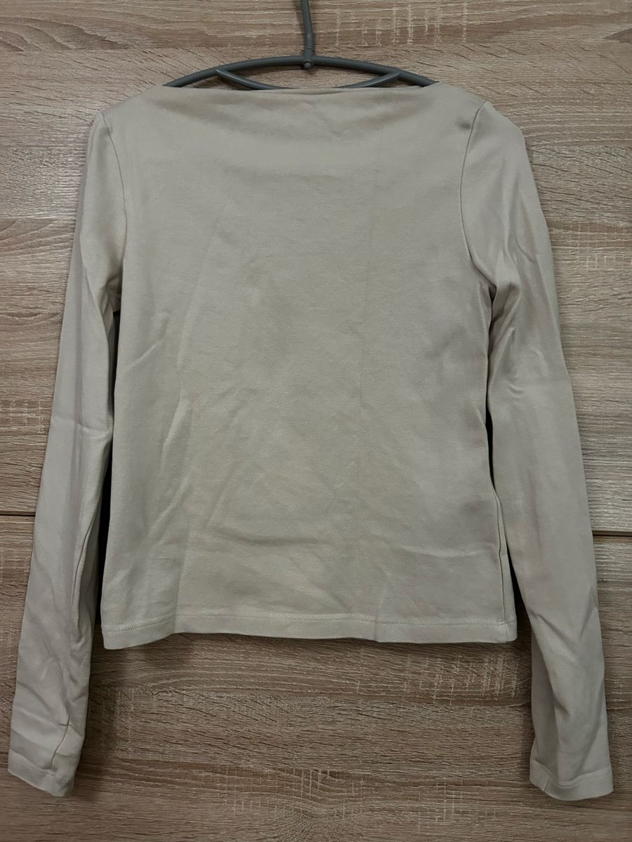 Pullover & Sweatshirts: Pull – Gebraucht aus Lausanne von naranjo
