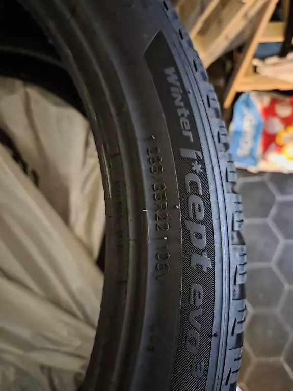 Pneumatici & Ruote complete: Pneus hiver HANKOOK – Nuovo e nell'imballaggio originale da Martigny venduto da ben_k2cm 2