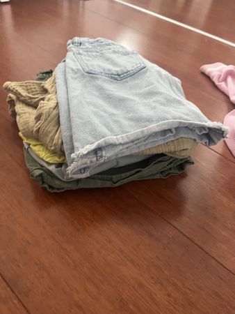 2 robes et 3 short 152 