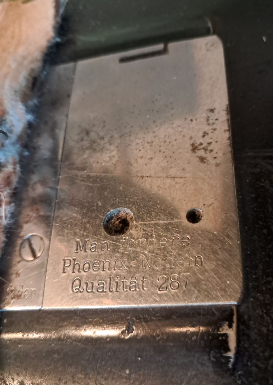 Phoenix Macchine da cucire: Antike Phoenix Nähmaschine - Deko oder zum Restaurieren! – Difettoso da Adlikon b. Andelfingen venduto da Kraemse 6