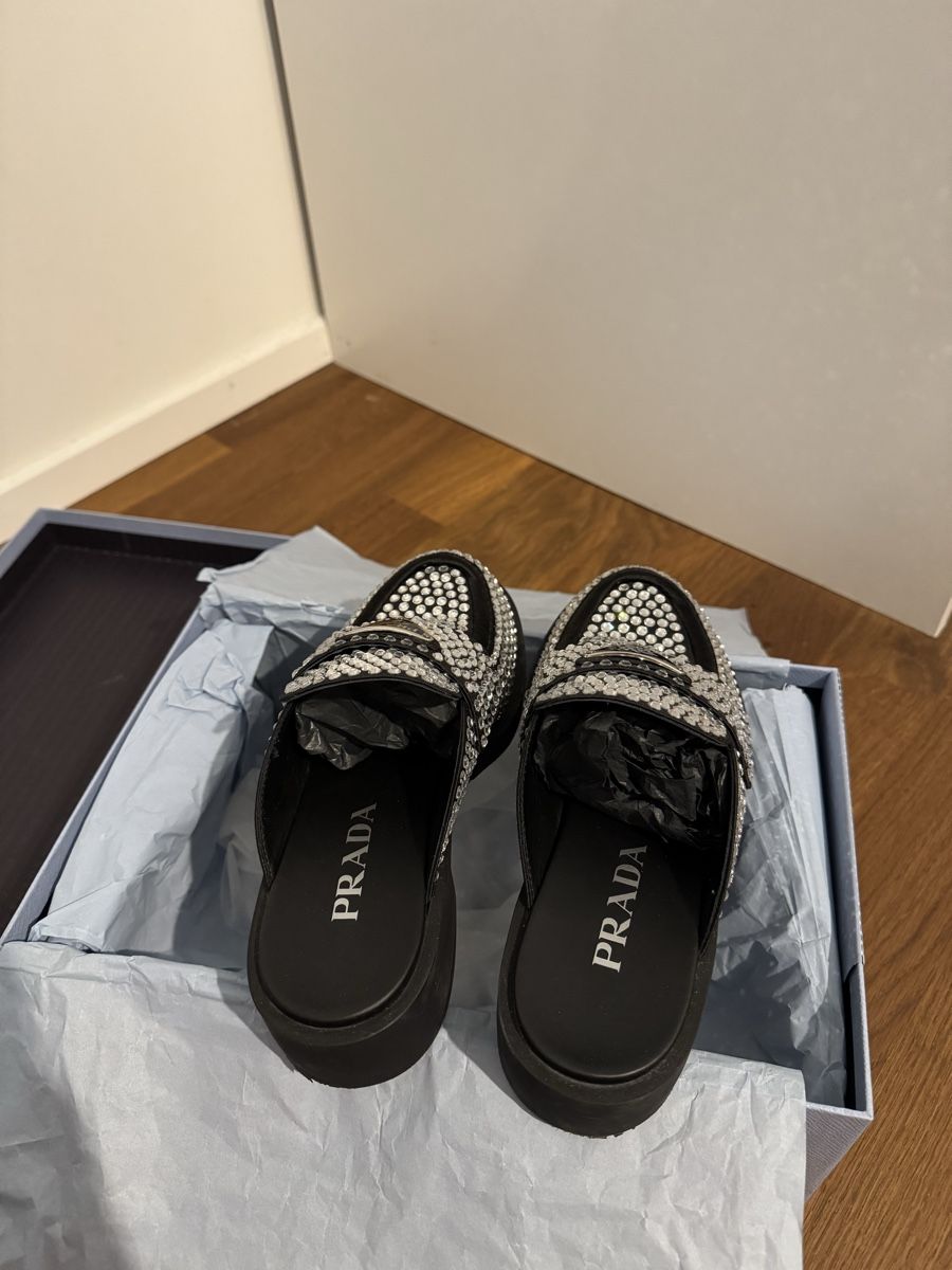 Prada Chaussures femmes: Prada crystal loafers/mules – D'occasion à Zürich par annysclo 2