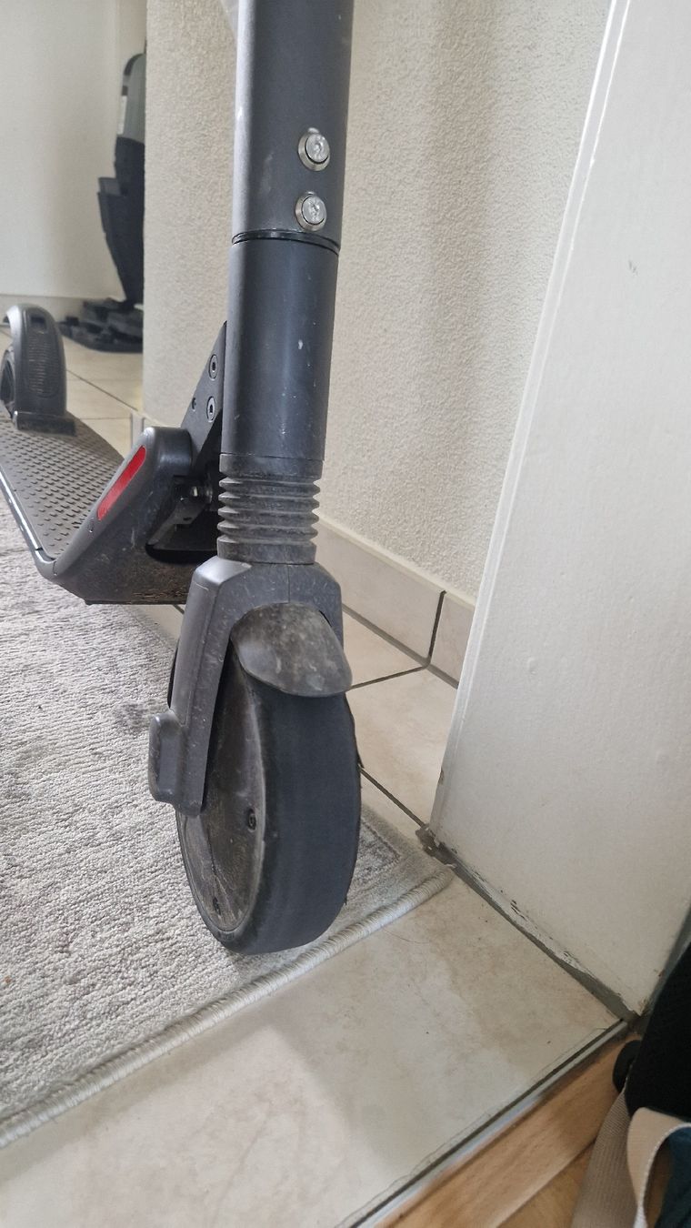 Segway Kickboard: Ninebot by Segway – D'occasion à Perlen par GTI09 3
