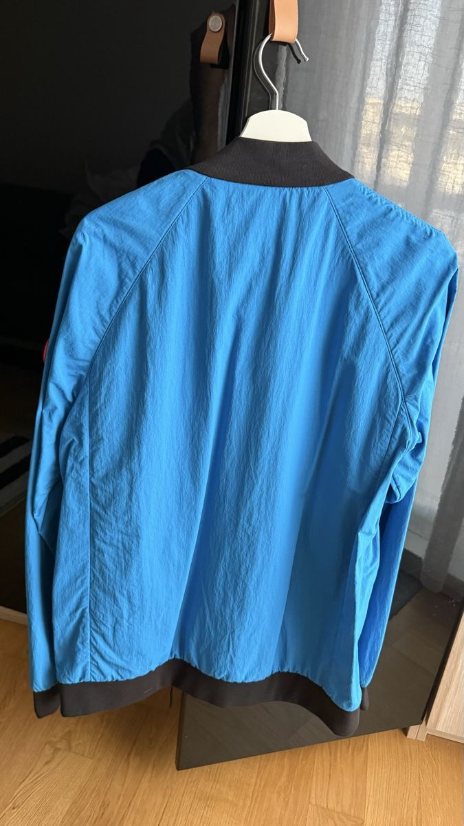 Canada Goose Giacche: Canada Goose Faber Bomber Jacket, Size M, Light Blue – Nuovo (secondo la descrizione) da Fällanden venduto da spr_n9z9 2