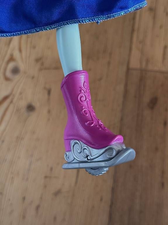 Bambole: Anna & Elsa Barbie – Usato da Hondrich venduto da leylannika 2