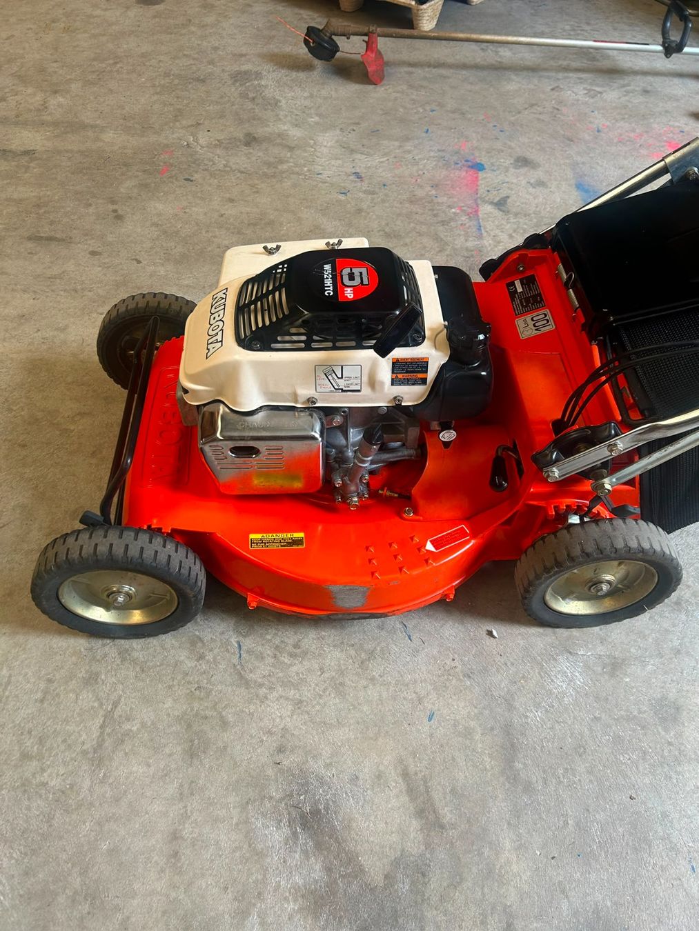 Kubota Tondeuses à gazon: Tondeuse KUBOTA W521HTC – D'occasion à Courgenay par styve1988 2