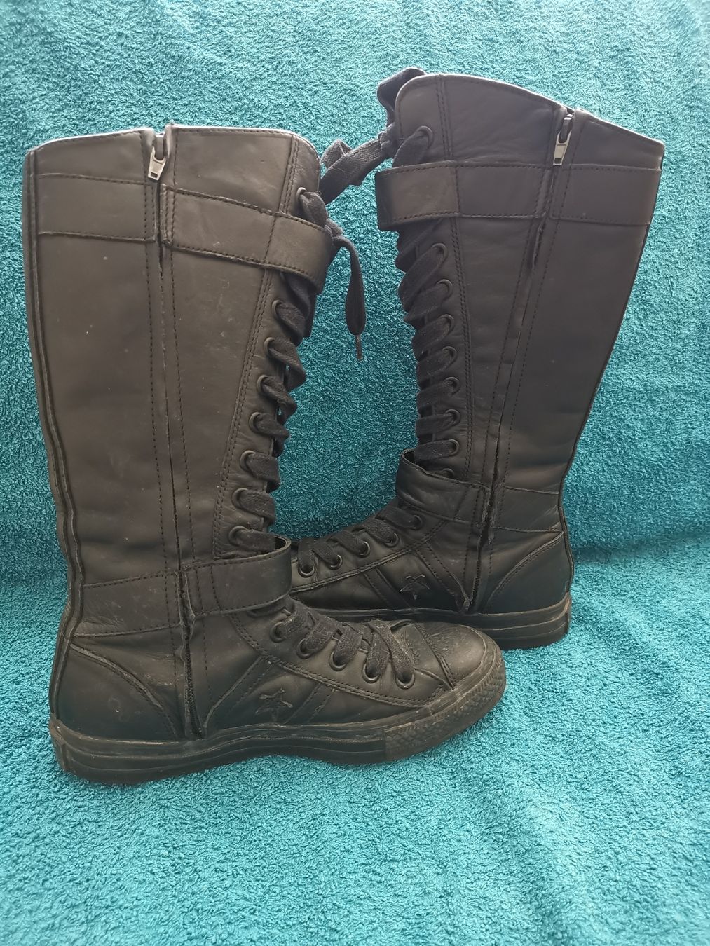 Scarpe da donna: Converse Stiefel Grösse 39 – Usato da Stäfa venduto da Pinky777 1