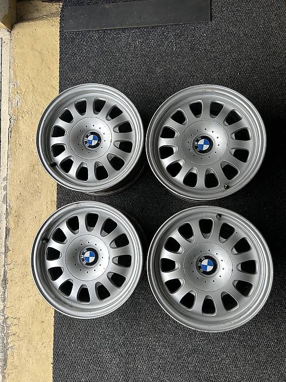 BMW Cerchioni: Original BMW E39 15 Zoll Felgen – Usato da Matzendorf venduto da fordturbo