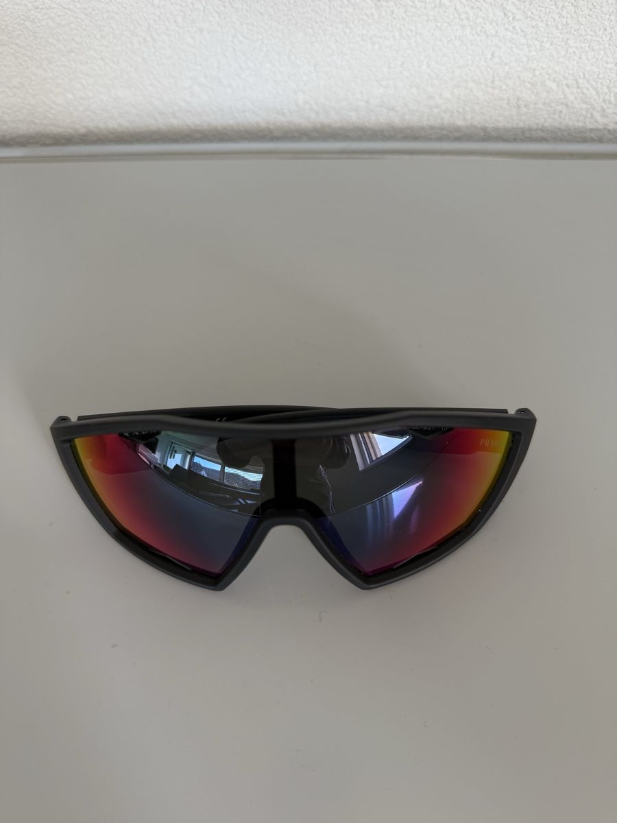 Prada Occhiali & Lenti: PRADA - Lunettes de soleil Sport – Nuovo (secondo la descrizione) da Frick venduto da aowoe