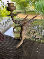 Antiker Kampf-Drachen Kerzenhalter aus Messing
