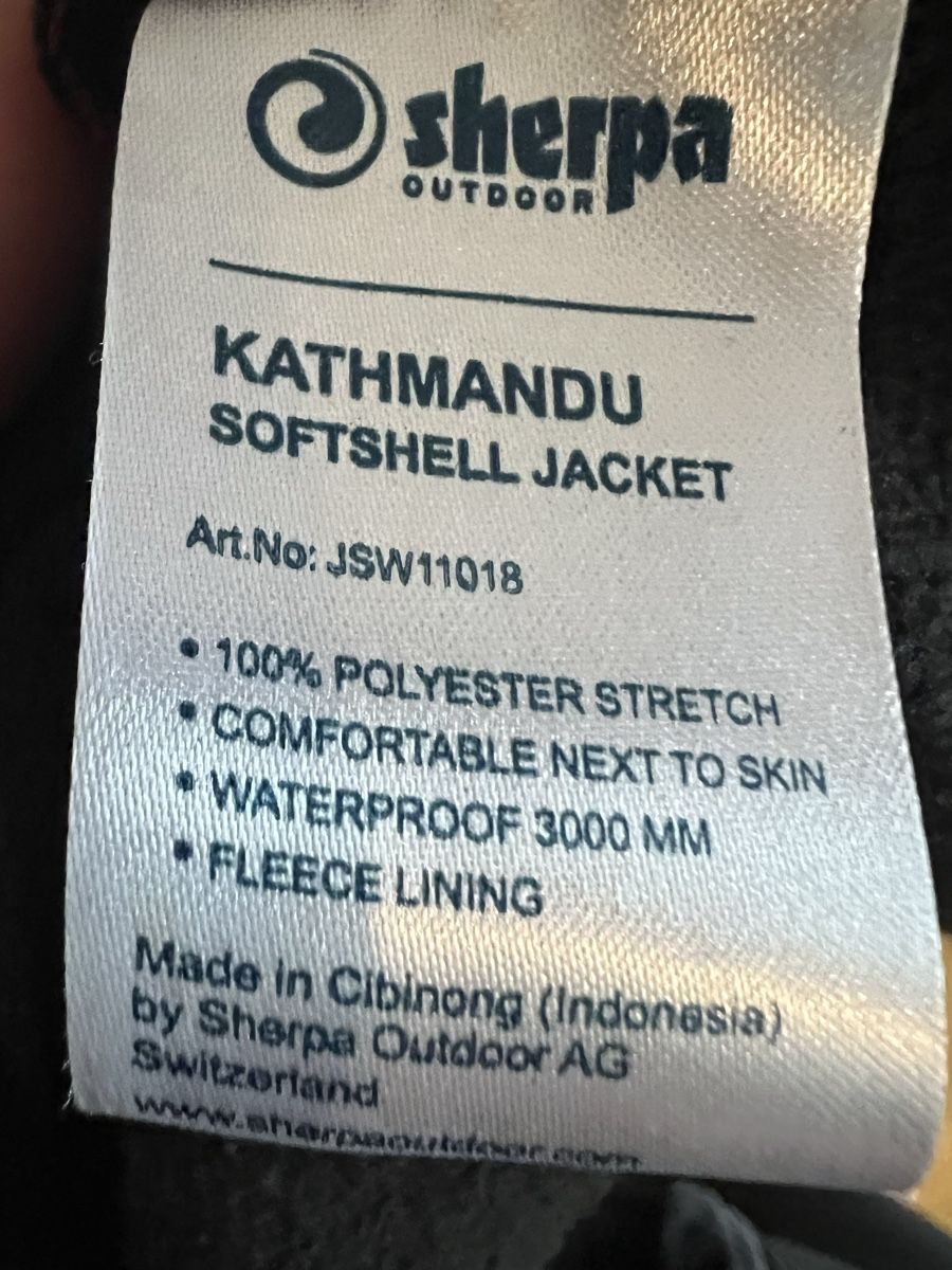 Sherpa Giacche: Sherpa Softshell Jacke Kathmandu, Grösse M, Neu! – Nuovo (secondo la descrizione) da Langenthal venduto da ivet7 6