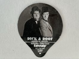 A-30 A - Dick und Doof, Gastro