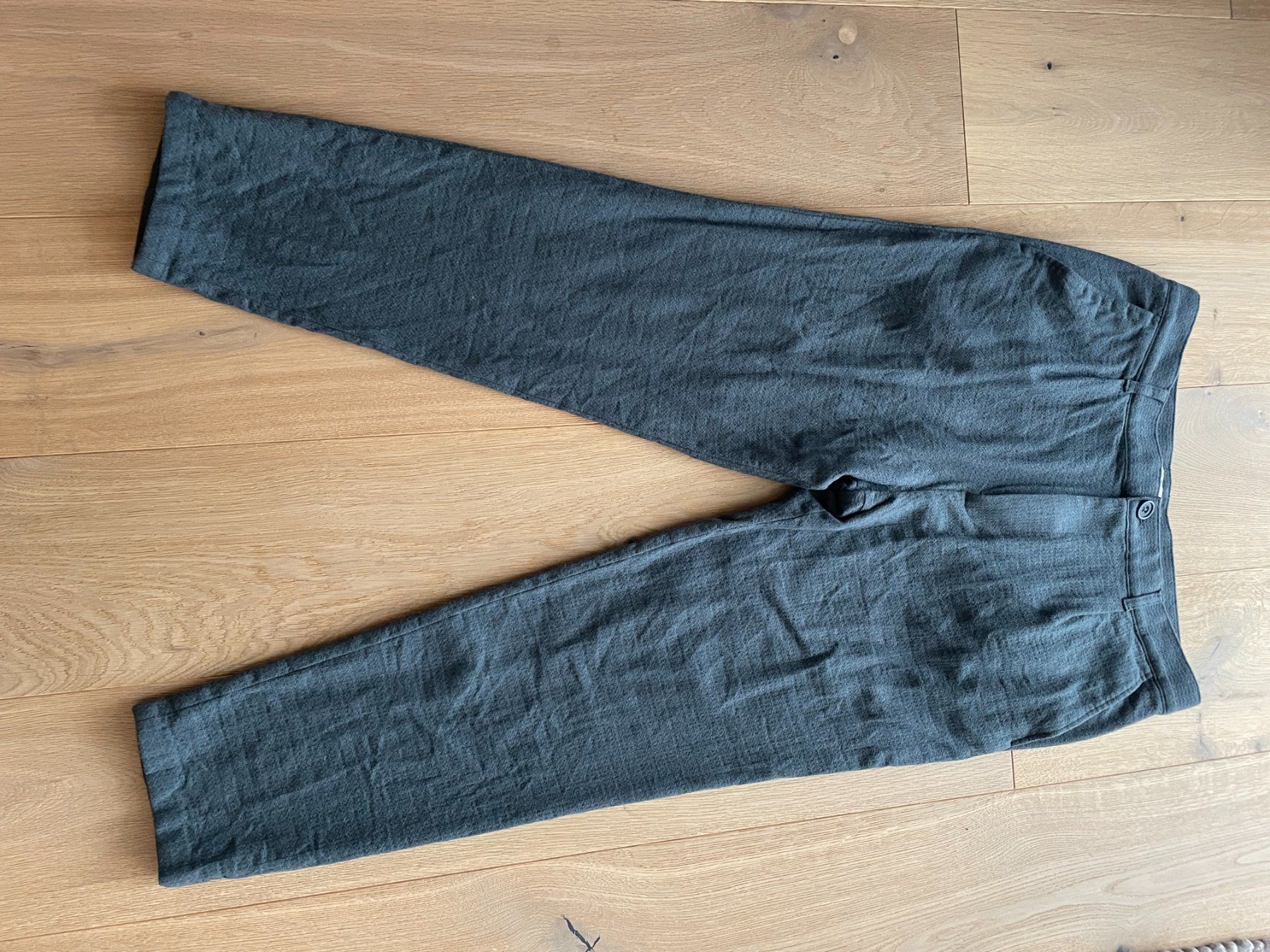 Cos Pantaloni: COS-Hose – Usato da Aarau venduto da pokern