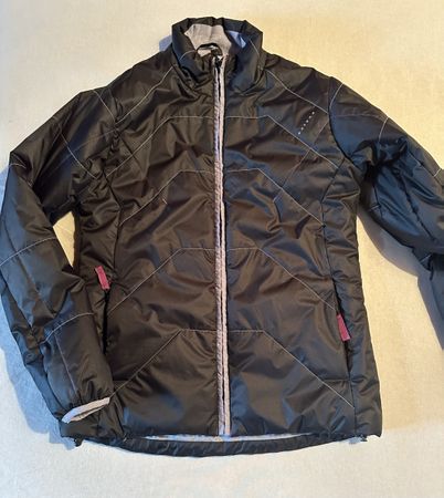 Damen leichte Winterjacke Grösse 36 – neuwertig