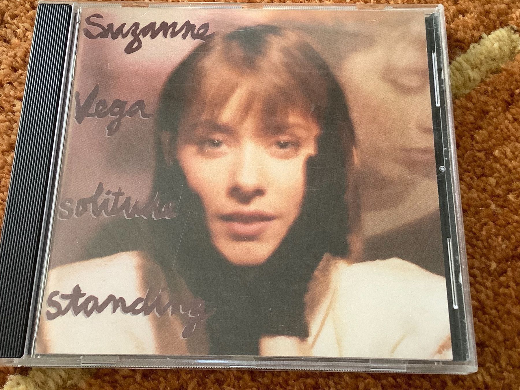 CD: Suzanne Vega  *  Solitude – Usato da herzogenbuchsee venduto da HIFIANER