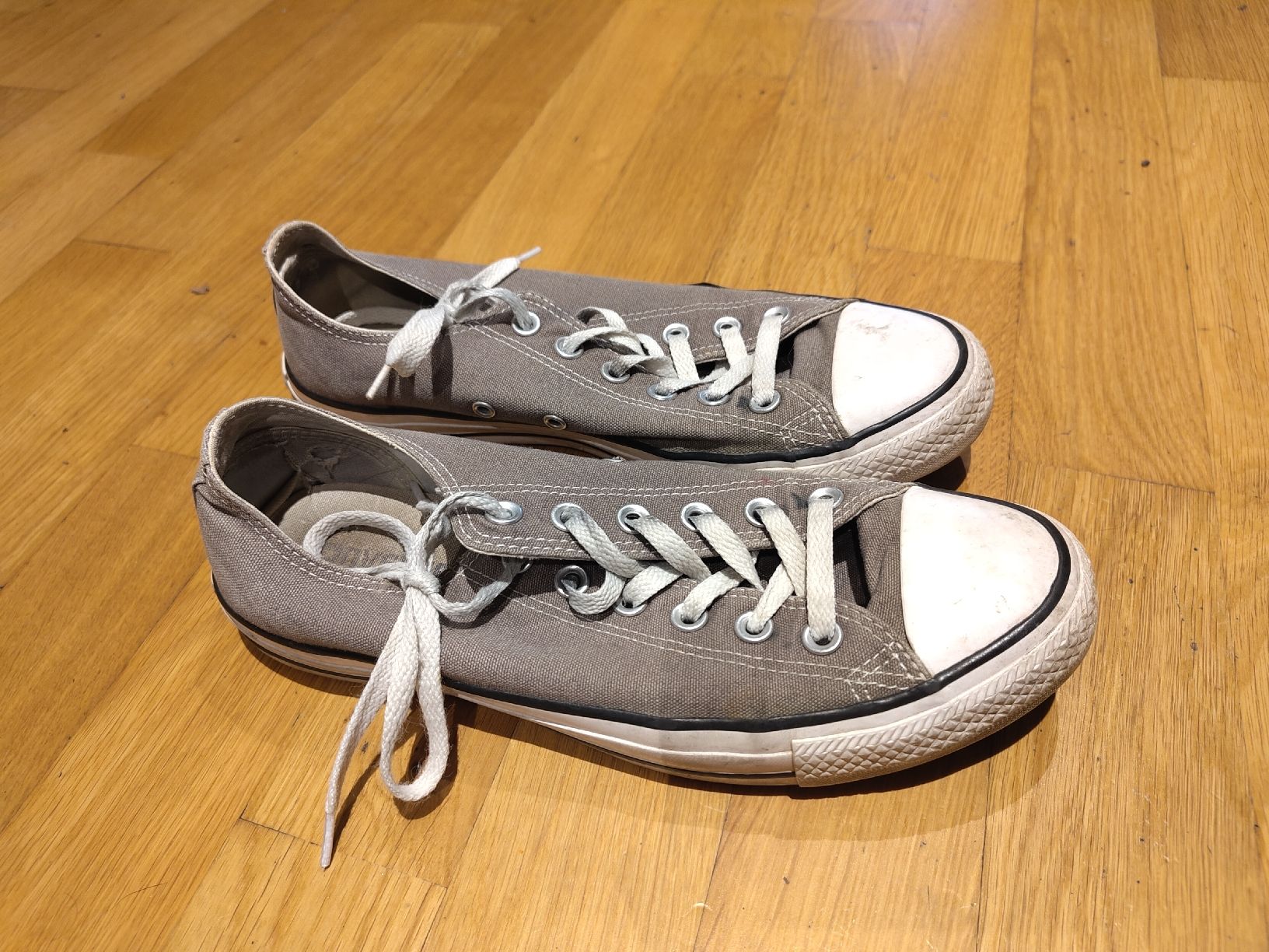 Converse Scarpe da uomo: Converse grau 41 – Usato da Sarnen venduto da nad_x7bz