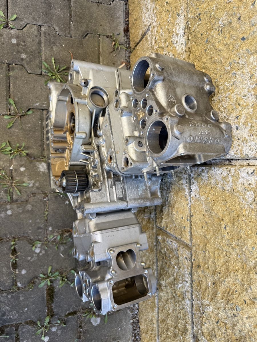 Ducati Motori: Moteur nu Ducati 748 idem 916 996 – Difettoso da Cossonay-Ville venduto da Jeromek 9