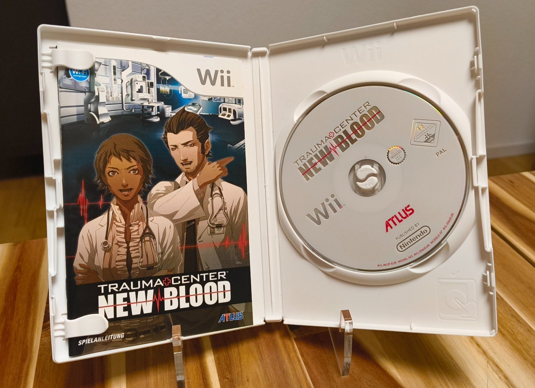 Spiele: Trauma Center: New Blood - Wii – Gebraucht aus Olten von Pungseon2x 2