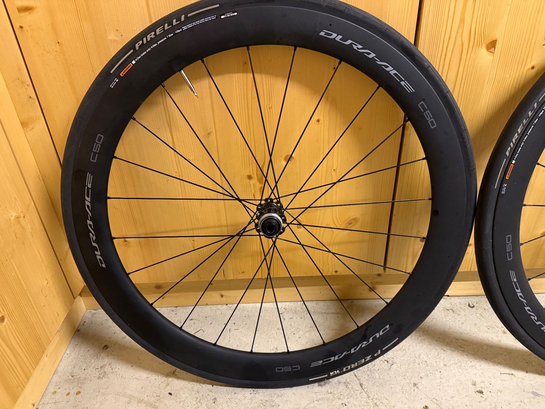 Shimano Pneus & Kompletträder: Roues Dura-Ace WH-9270 C50 – Gebraucht aus Fully von nicfel01 1