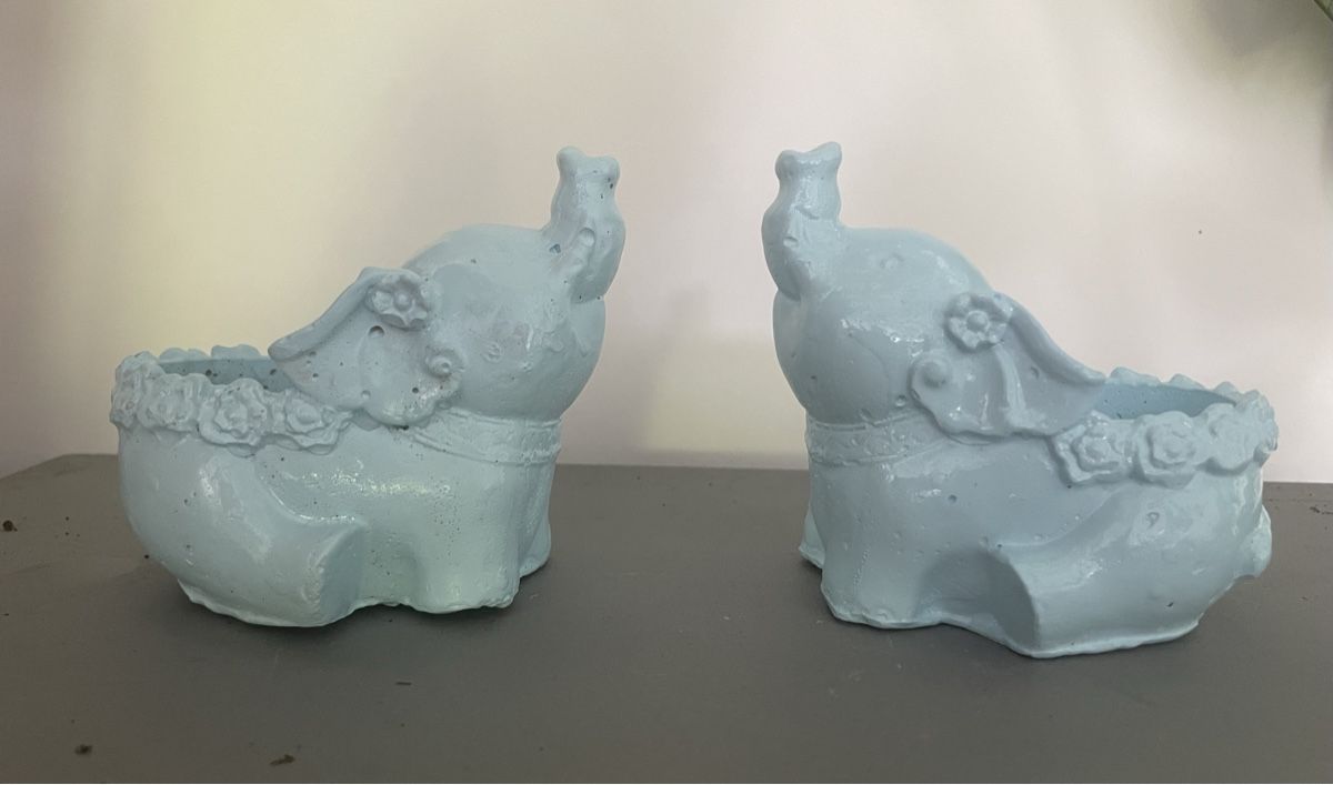 Tutte le decorazioni: 2 süsse Deko Elefanten Töpfe hellblau – Nuovo e nell'imballaggio originale da Au ZH venduto da Jaggy4 2