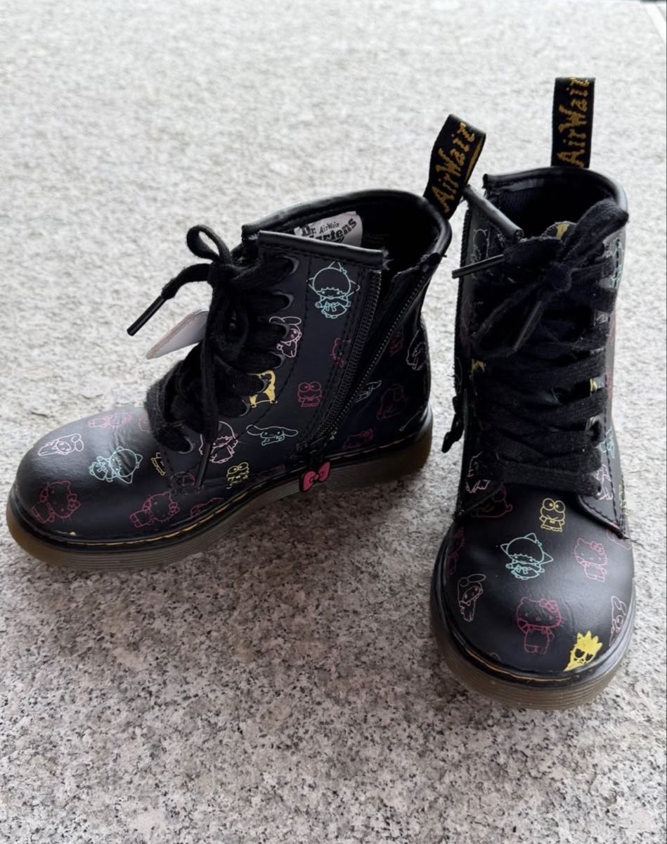 Schuhe für Mädchen: DR. MARTENS SANRIO nr. 28 – Neu (gemäss Beschreibung) aus Bedano von VBimby 1