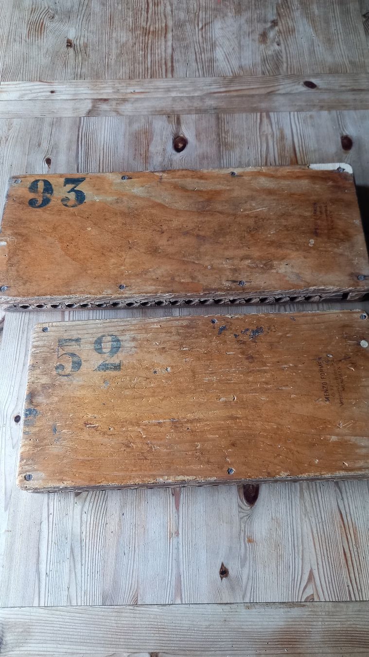 Zigarren: Antike Zigarrenpresse aus Holz – Gebraucht aus Tamins von sem15