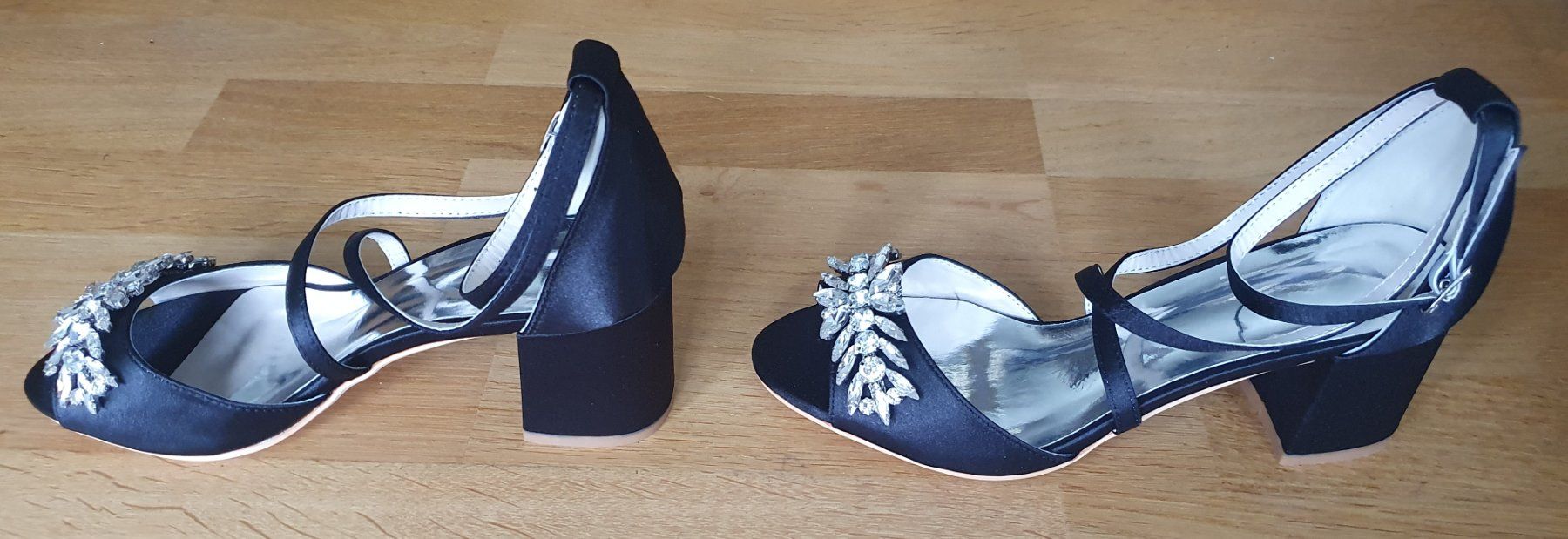 Scarpe da donna: Sandales - Taille 36 -  Neuves – Usato da Court venduto da Jovi2 3